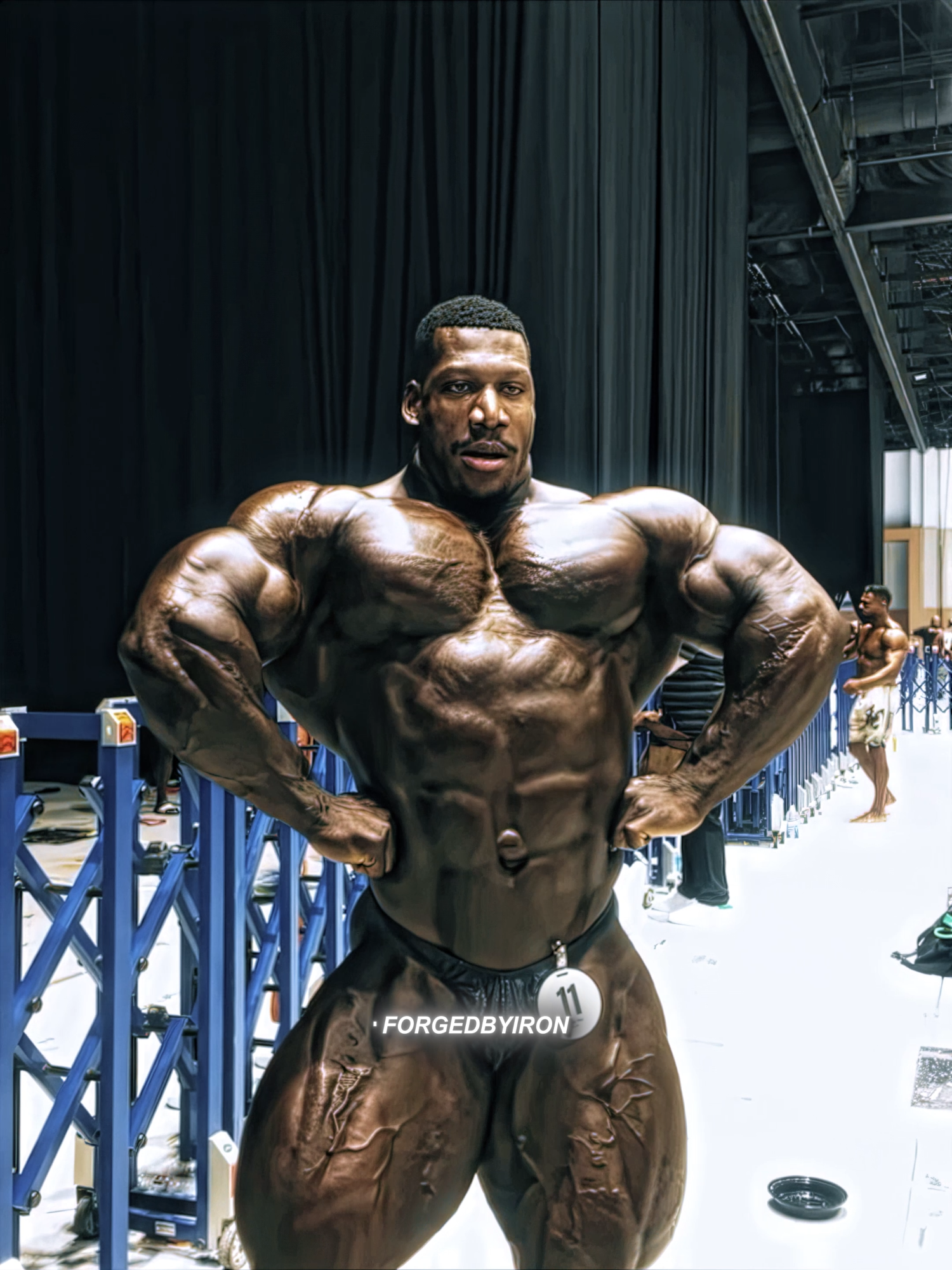 His legs are too big. #rubielmosquera #bodybuildingedit #gymmotivation #gymedit #openbodybuilding #gym #classicphysique #mensphysuiqe #mrolympia #212mrolympia #forgedbyiron