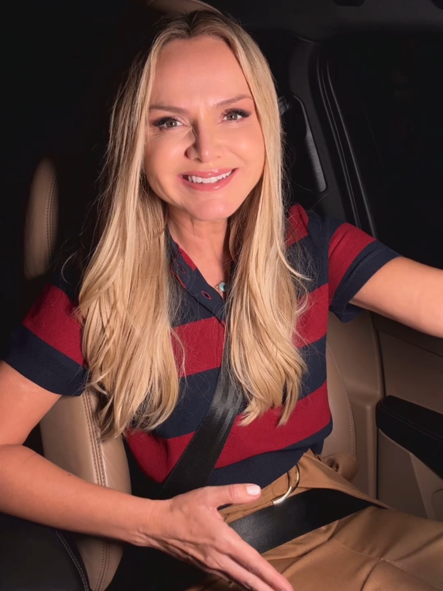 Nesse mês que está começando, bora aproveitar pra se olhar com mais carinho? Enquanto você se cobra, pode ter certeza: muita gente tá se perguntando como você dá conta! #autocuidado #saudemental #acolhimento #julho #reflexaododia 