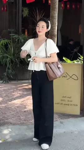 EMLYvn - Áo Thô Nữ Tay Bồng Cổ Tim Viền Ren Fom Xòe Tôn Dáng #aothonu #aotaybong #aokieunu #aocov #thoitrangnu #xuhuong 