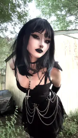 do you like my outfit? #gothgirl #gothinspo #tradgoth #romanticgoth #vampiregoth #tradgothmakeup #romanticgothoutfit #gothfashion #fyp #foryou 