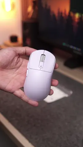 Attack shark x3 unboxing Specs:  - PAW3395 sensor - 1000hz Polling rate - Tri-mode connectivity - up to 26000 dpi - 50g acceleration - ~200 hours battery life - ~49 g #attacksharkx3 #wirelessmouse #gamingmouse #lightweightmouse #deskaccessories 