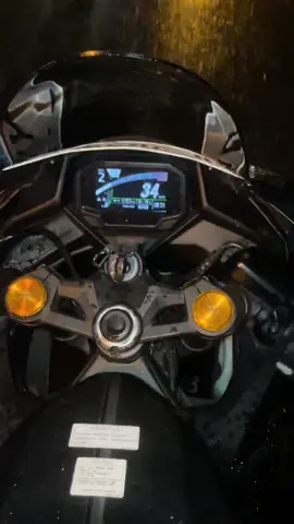 hujan+austin🥰 #zx25r #4cylinder 
