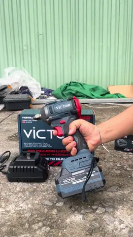 máy siết bulong Victor 360Nm chân pin phổ thông#maysietbulong #bulong#chanpinphothong #thanmaysietbulong #maykhoanpin #batvit