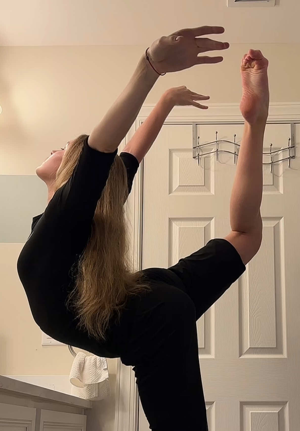 ballet trend 🩰 #recommendations #flexibility #melaniiatur #ballet #modelling #tallgirl #newyork #aesthetic #rhythmicgymnastics #dancing #viral #fyp 