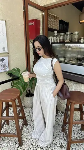 #atasanwanita #rekomendasioutfit #inspirasioutfit #fypシ゚ 