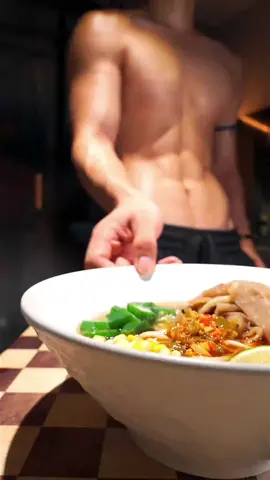 masak mie untuk hari ini. kira kira kalo di jual laku ga ya ? #cooking #idemasak #makanan #masak #mie #ramen #sixpack #sixpackabs #abs #fypシ゚ 