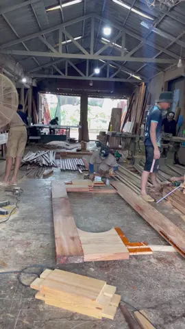 Làm cửa gỗ Tân cổ điển #hot #trend #xuhuong #dogotuanhuy #cuatancodien #thinhhanh #xuhuongtiktok2025  @Có gì review đó  @dogotuanhuy1987 @Theanh28 Entertainment 