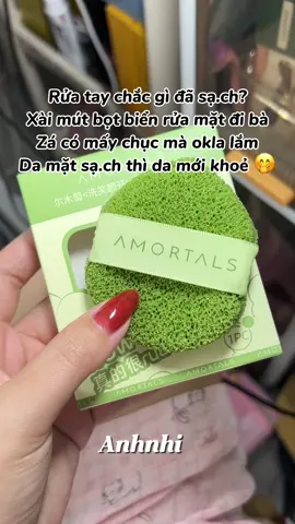 Rửa mặt bằng mút thích lắm á #amortals #mutruamat #chamsocda #hot #viral #xh #anhnhi 