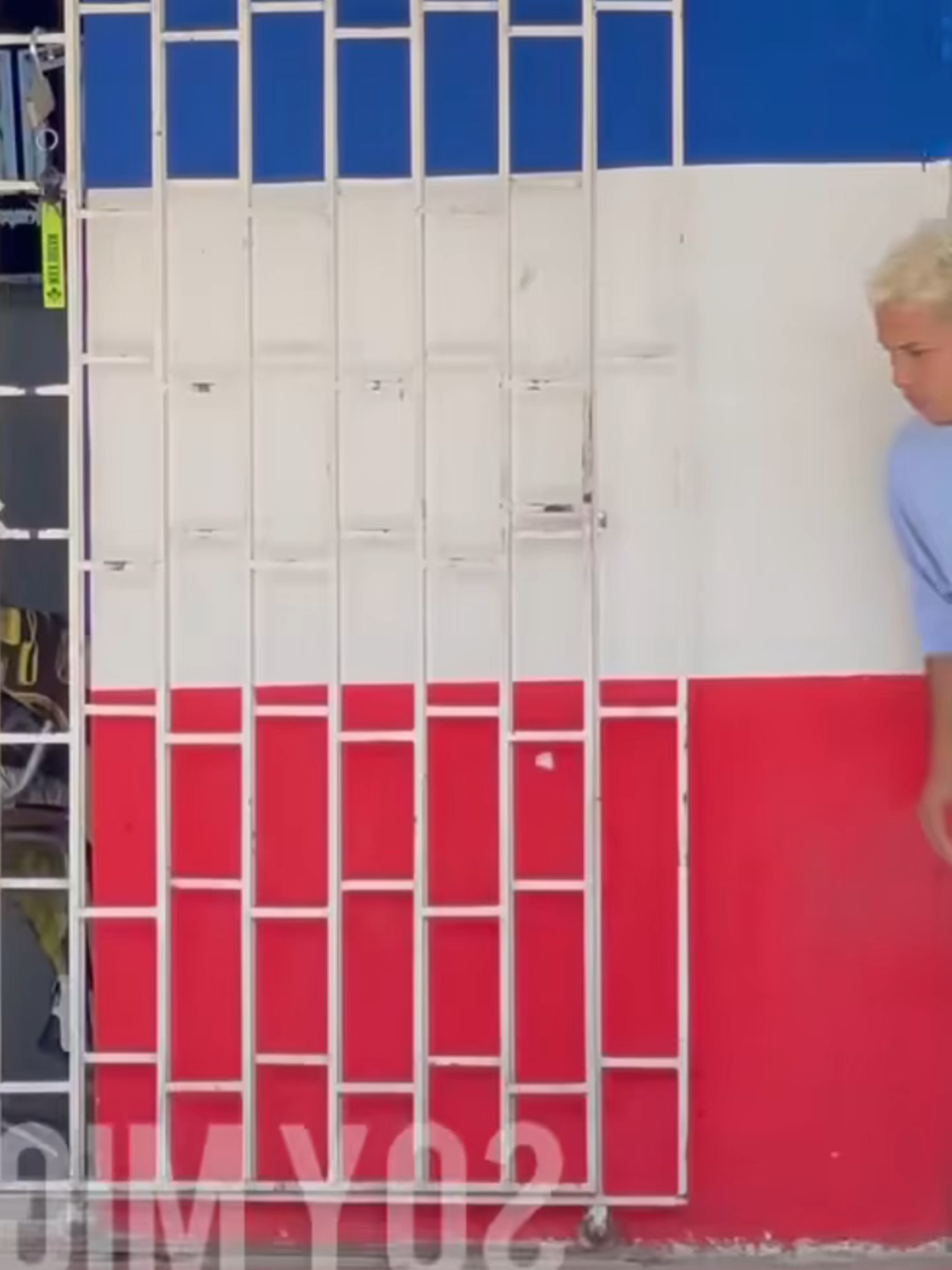 The plastic bottle 🍾