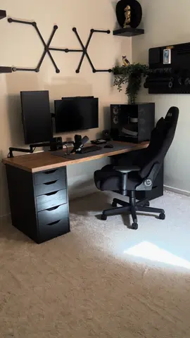 Good morning >>🖤🩶                                                                            #setup #gamer #pcgaming #gaming #pcgaming #pcsetup #explore #anime #gamin #setupgaming #pcgaming 