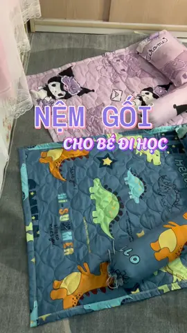 Bộ nệm gối cho bé đi học ạ. Giá có thể thay đổi  sau khi hết chương trình khuyến mãi #taphoamocthuy   @Thi Thuỷ 9x  @Thi Thuỷ 9x  @Thi Thuỷ 9x 