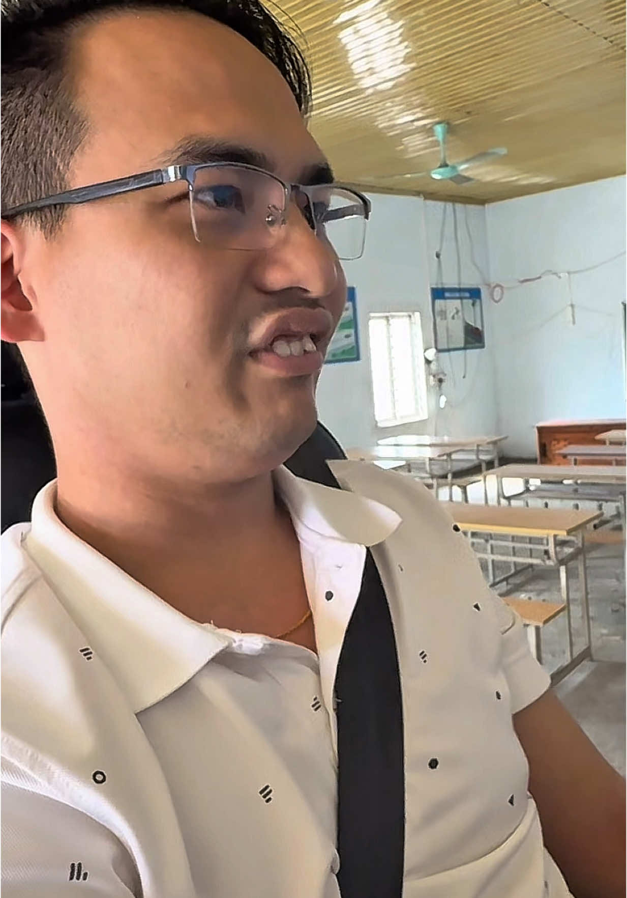 Đang học Cabin mệt thì gặp ngay ông thầy cứ ra trêu 🤓 @Thầy Khương! Học lái xe Vui  #namdeptrai #viral #xuhuong 