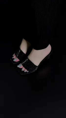 Chân to tăng size - Dép cao gót #giay #giaydep #giaycaogot #giayxinh999 #xuhuong #fyp #viral 