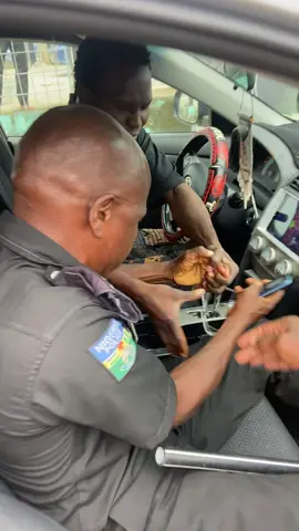 #nigeriapolicelagos  #nigeriapolicelagoscommand wetin youth do una this is harassment 