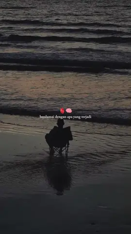 berdamai lah dengan apa yng terjadi,, #sadsong #sadvibes #sadstory #sadstory #sw #story 