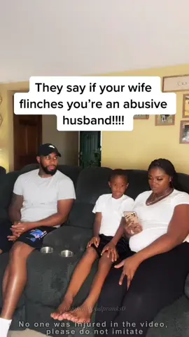 Funny😂😂#funny#foryou#foryoupage#prank#funnymoments#scaredprank#funnyprank#couples#boyfriend 