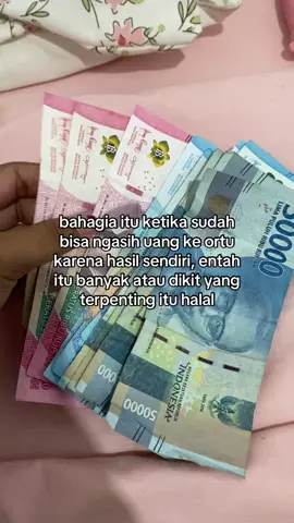 Mungkin kalian ganggap cuma sedikit tapi menurut keluarga saya ini sangat berarti semoga kedepannya rezeki anakmu ini lancar terus ya ma biar bisa beliin apa yang mama mau love you mam💗#fypシ #ibu #xbox 