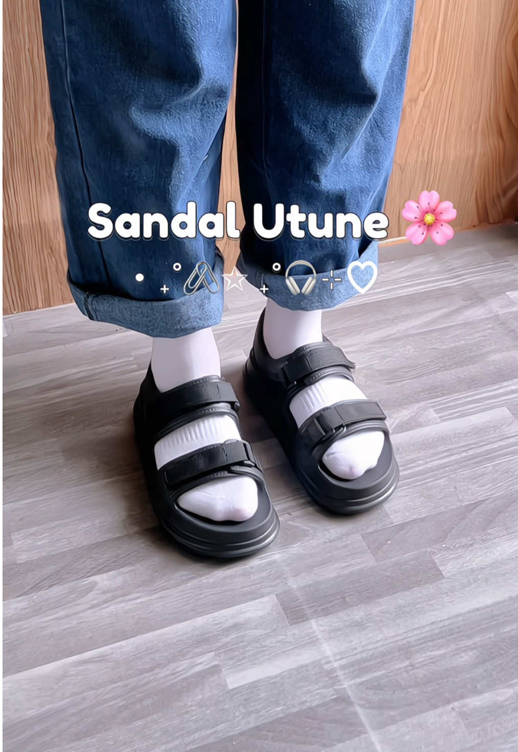 Dép sandal lên chân xinh nhẹ tênh á 🌸🌸 #sandal #utune #utunesandals #utuneshoes #depnu #depquaingang #depquaihau #depxinh #depquai #reviewdep #xuhuong #foryou 