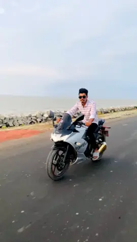 চলেন ঘুরে আসি 🫣
