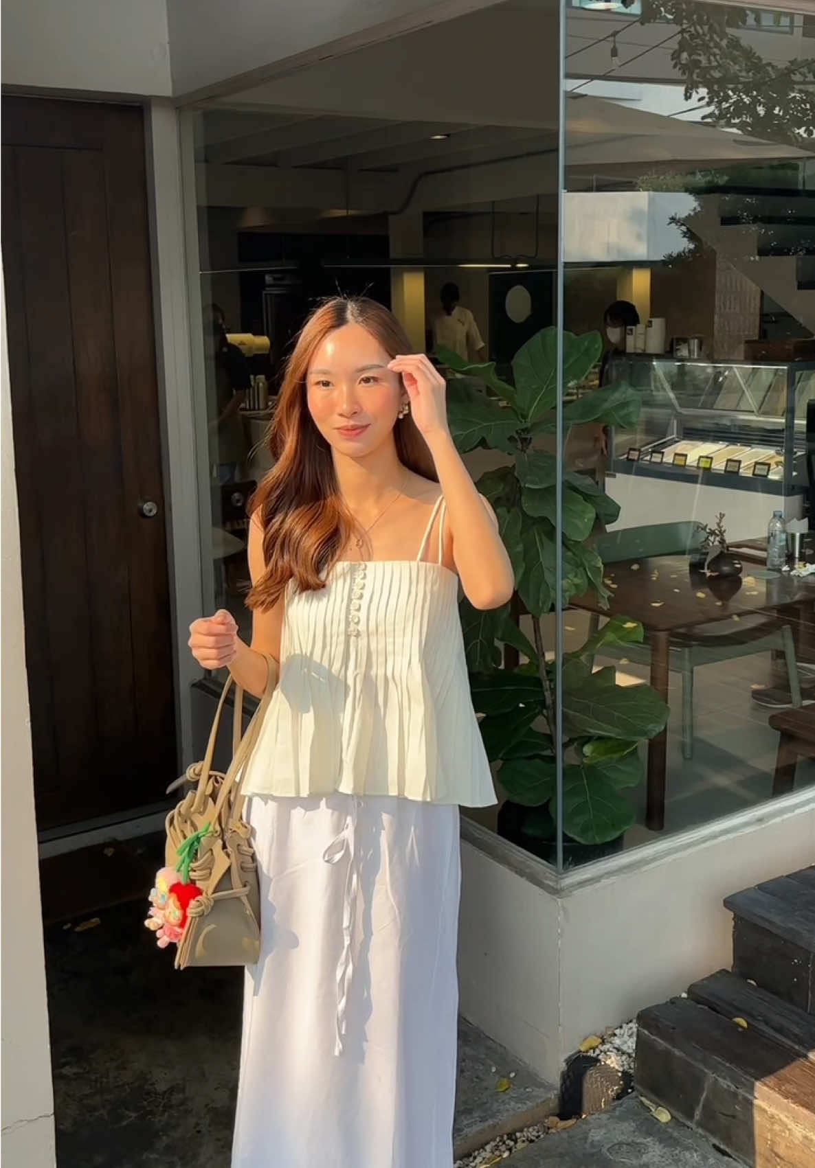 เที่ยวแบบไม่แคร์ เพราะมี Ezerra lotion ที่ดูแลผิวแบบอ่อนโยน🥹 #EzerraThailand #Ezerra #อีเซอร์ร่า #ครีมหมีม่วง #ผิวแพ้ง่าย #ผิวบอบบาง #ไม่มีสารเคมี #TikTokป้ายยา 