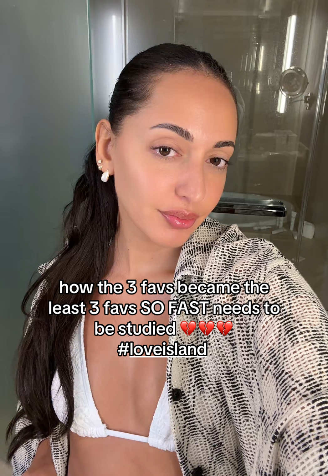 team huda & amaya now and forever #LoveIsland 