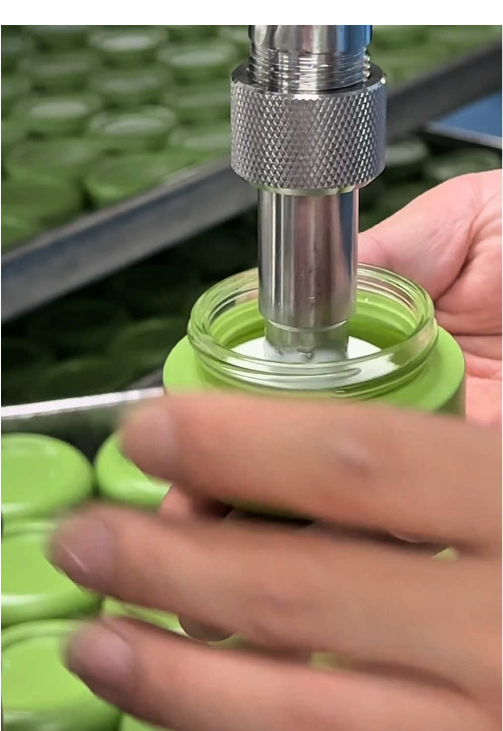 Don't blink! Immersive tour of the precise birth process of cream OEM 👀 🏘Headquartered in Guangzhou, China. 💄We supply beauty and skincare products. Factory direct wholesale price | OEM/ODM services available. 🌏Exported to Southeast Asia, the Middle East, Africa, etc. #cosmeticsfactory#cosmeticsproduction#cosmeticsmanufacturing#skincareproduction#skincareproductioncompany#cosmeticproductshair#facialcleanser#toner#lotion#facecream#sunscreen#facialmask#eyecream#foryou