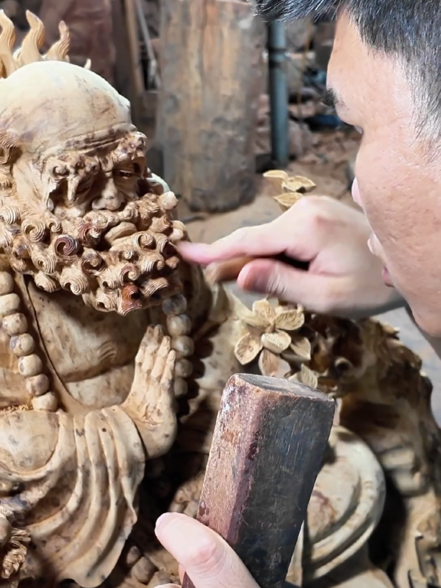 Tượng gỗ thủ công vẫn là sự lựa chọn hàng đầu của những anh em đam mê tượng gỗ phải không các bác? #dogomanhson #dgms #tuonggocaocap