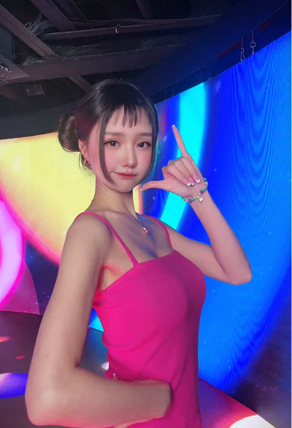 if zoey was real 🫶 #cosplay #zoey #kpopdemonhunters #huntrix #sodapop 