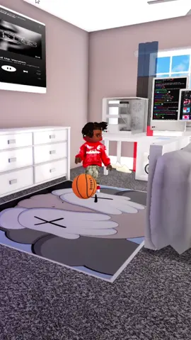 She always yelling about something follow me tho @Tuchie.blox._.  I’m her RP son 😳 #bloxburgbuild #Roblox #robloxfyp #bloxburg #robloxvideos #growagarden #berryavenue #welcometobloxburg 