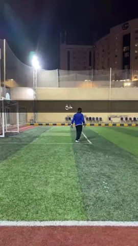 تم ارسال الكوره للمريخ