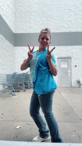 Happy Wayback Wednesday @Walmart and associates 🥰 tag the dc #walmart #walmartassociate #walmartdancer #waybackwednesday #foryouu #fyp #fyppage 