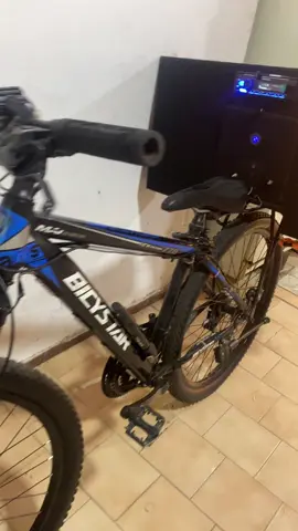 Nada de volumen loco 😂#caraudio #bicicleta #lamasviral 