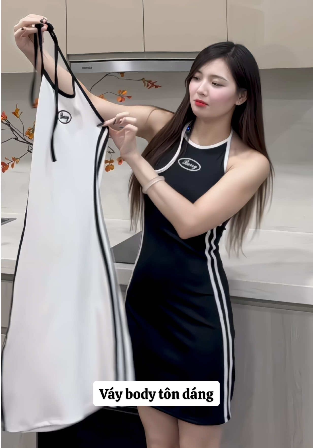 Váy body tôn dáng #xuhuong #thoitrangnu #vaybody #vaybodycuctondang #vay #vayxinh 