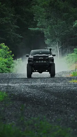 Okay check this out @Chevrolet #chevytrucks #chevrolet #chevysilverado #silverado #colorado #zr2 #offroad #trucks #fyp #viral 