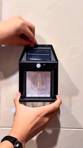 Rekomendasi buat kalian lampu taman tenaga Surya yang cocok buat di rumah atau di luar ruangan di jamin jadi hemat listrik #lampu #lamputenagasurya #lampuledsuperterang #lampungviral 