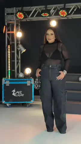 Calça Jeans Wide Leg Grafite Cargo Plus Size!  48 ao 52 R$119,99 Loja 1📍Ituverava-SP Av. Dr Soares de Oliveira, 966 Cenntro  Loja 2📍Franca-SP  Rua. Francisco Marques, 450 Vila Santos Dumont  (Próximo a Estação)  #jeansplussize #wideleg #grafite #calçacargofeminina #ituveravasp  #francasp 