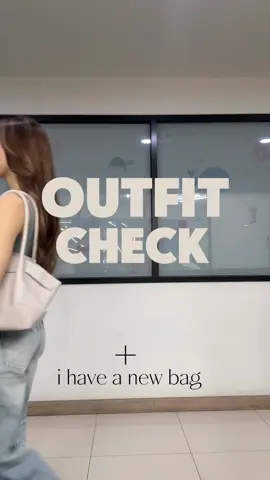 แวะมาอวดละก็ไป 👜 #OOTD #outfit #ไอเดียแต่งตัว #คลาสแต่งตัว #คลาสแฟชั่น 