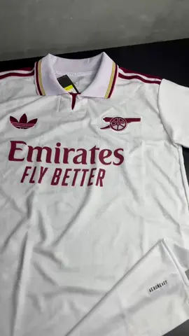Arsenal Polo Branca 2025 ✨ Premium nacionais e com caimento impecável 💵 Pagamento via PIX ou dinheiro 📍 Enviamos para todo o Brasil Gostou? Chama no direct e garanta a sua antes que acabe! #arsenal #viralvideos #centralcee  #futebol #fyp #videoviral 