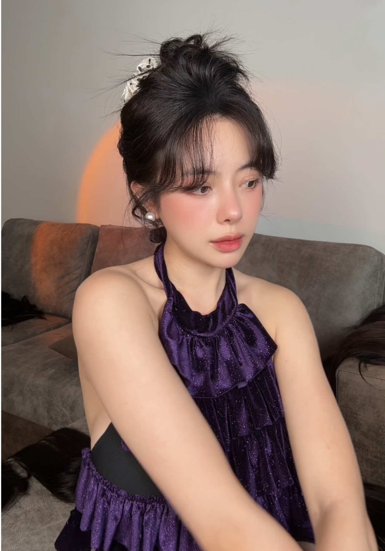 Nếu ở cạnh người con gái khác khiến anh không vui  Hãy nhìn về phía em. Nhìn cho vui thôi chứ em cũng không giúp được gì =))🤔🤔 #yfp  #tocgiacaocap #tocgiatutocthat #tocgia #tocgialinhtit 