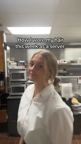 As someone with super fine hair woohoo #servertok #servinghairstyles #summerjob