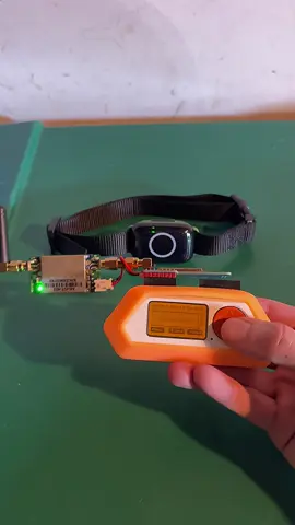 I Hacked Your Dog Collar Bro 🙃#flipperzero #rf #subghz #geektok #techtok #Tech #techtips #techtoktips #geek #fyp 