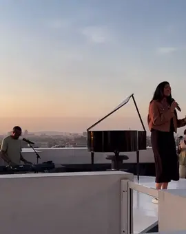 Il est celui qui écoute les prières mais aussi celui qui exauce  Tout nous pousse à dire Aksanti Mungu 🙌🏾 Live record disponible bientôt  #fafemme💪🏾 #music #video #concert #kinshasa 