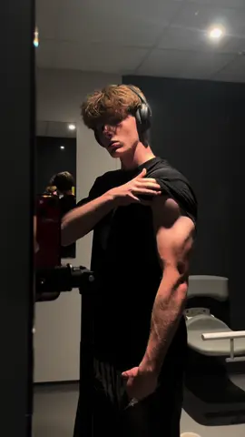 physique #GymTok #lean #abs #zyzz #fyp 