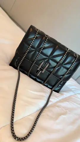 Women's Fashion Chain Strap Quilted Crossbody Bag, Shoulder Purse, 2025 #foryou #foryoupage #womensfashion #chainstrap #quilted #quiltedbag 