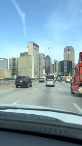 #Dallas #fypシ #fyp #viralvideo #viral #roadtrip #explorepage #travel #downtowndallas #