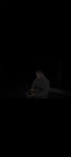هم عندك  صديق تثق  بيه ٠٠٠?