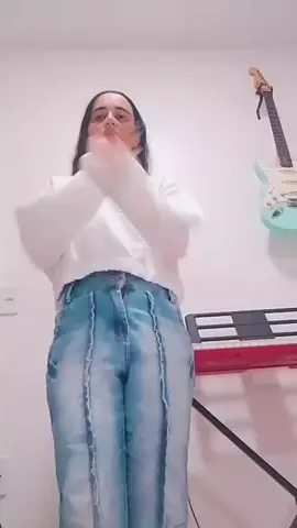 Who's ready to dance? comment below with your favorite song to groove to! 🎵👇