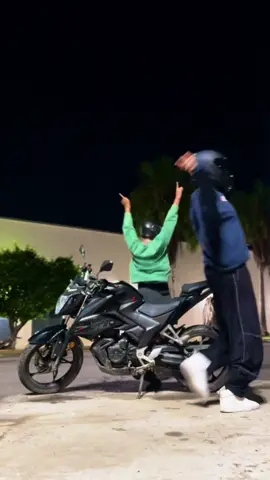 Latín boys 🕺#biker #bikers #bigboy #BookTok #fyp #trendin #viralll #foryoupage❤️❤️ #viralvideos #motorcycle #dancingbikers #bikertok #outfit #paratiiiiiiiiiiiiiiiiiiiiiiiiiiiiiii #alvinylasardillas #latinos #boys #friends 