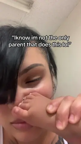 I mean I just love my baby’s feet  😂❤️‼️ #relatable #fyp #babyfeet #smell 