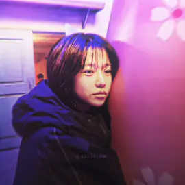 o esqueleto nas flores igual ela 💔 ib: uma edit da Enid Sinclair  #SquidGame #squidgame3 #round6 #player222 #kimjunhee quando a saudade bater 🥀